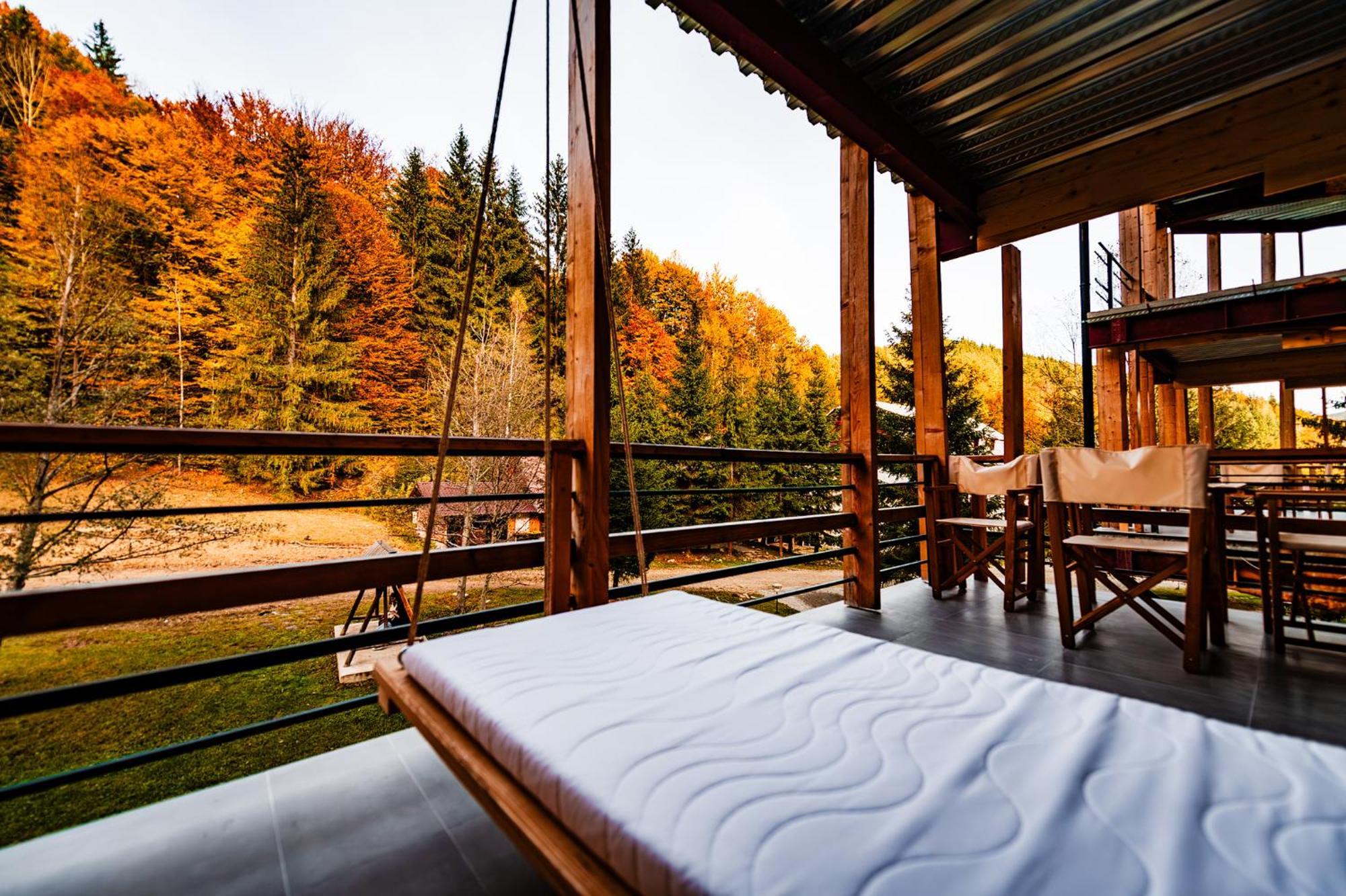 Complexul Turistic Cheile Butii Hotel Cîmpu lui Neag Exterior foto