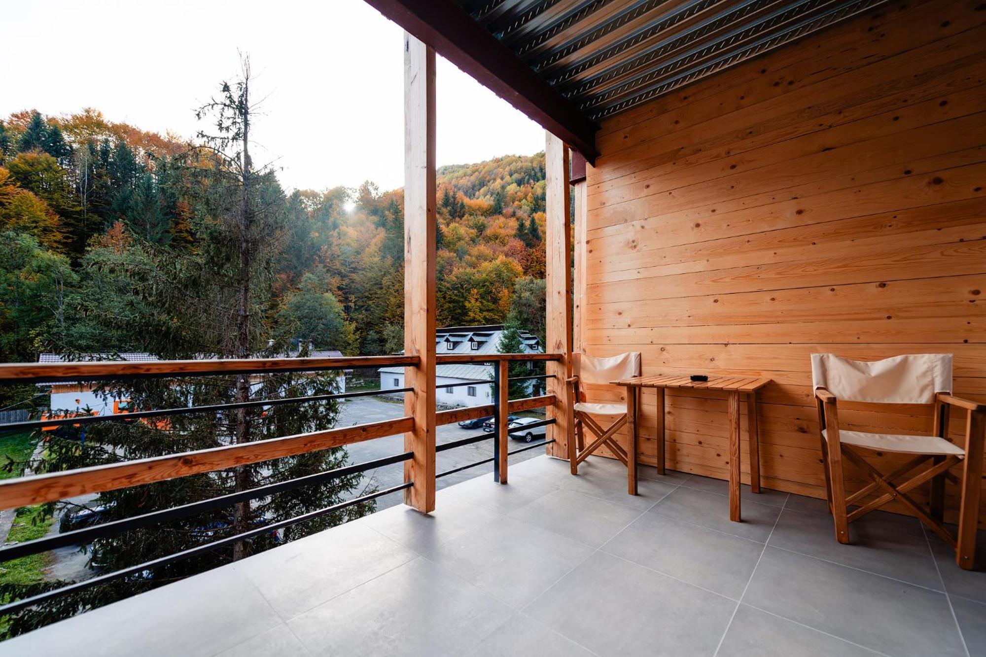 Complexul Turistic Cheile Butii Hotel Cîmpu lui Neag Exterior foto